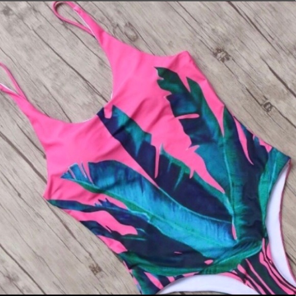 ✨RESTOCKED!✨Hot Pink & Palm Patterned Swimsuit - Picture 3 of 5